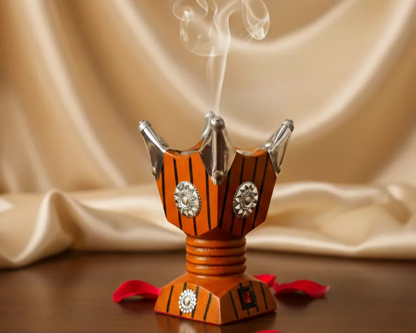 encensoir+indien+en+bois+–+artisanat+traditionnel+&+ambiance+naturelle.png